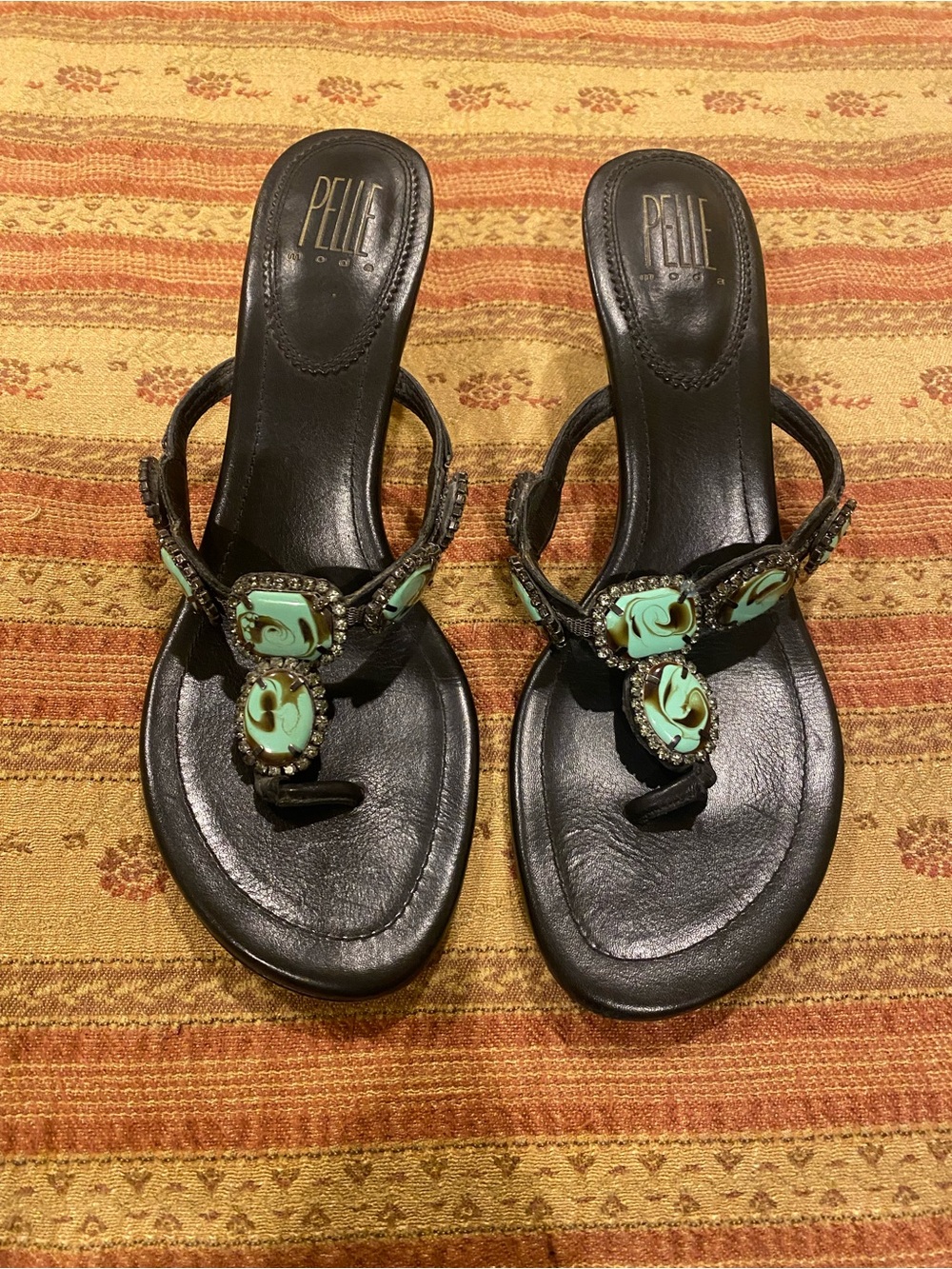 Pelle Moda kitten heal sandals with beautiful stone and rhinestone detail 8M